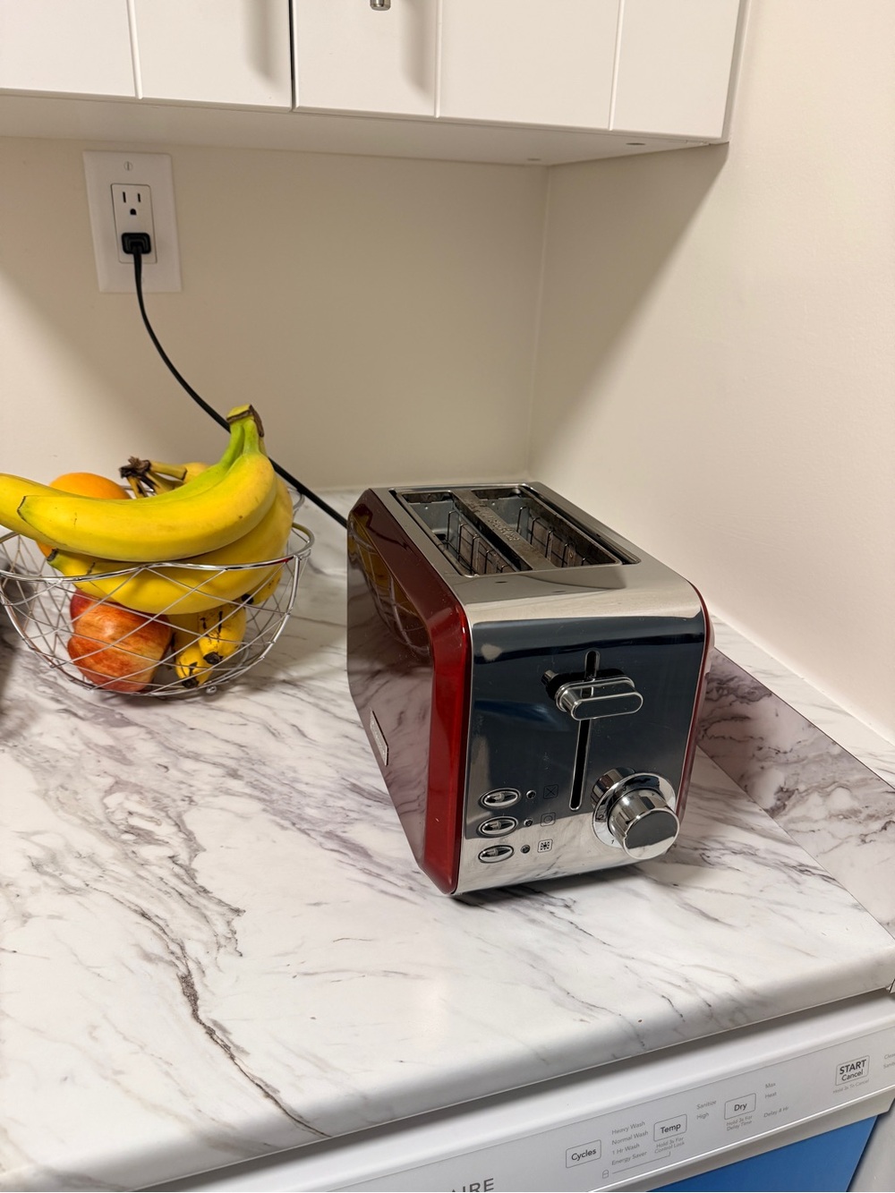 2 Slice Toaster Red